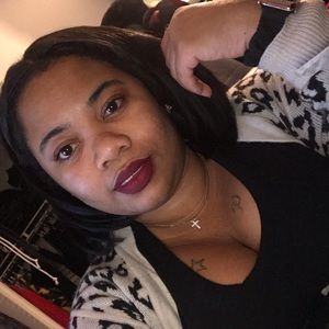 Meet your Posher, Pamela